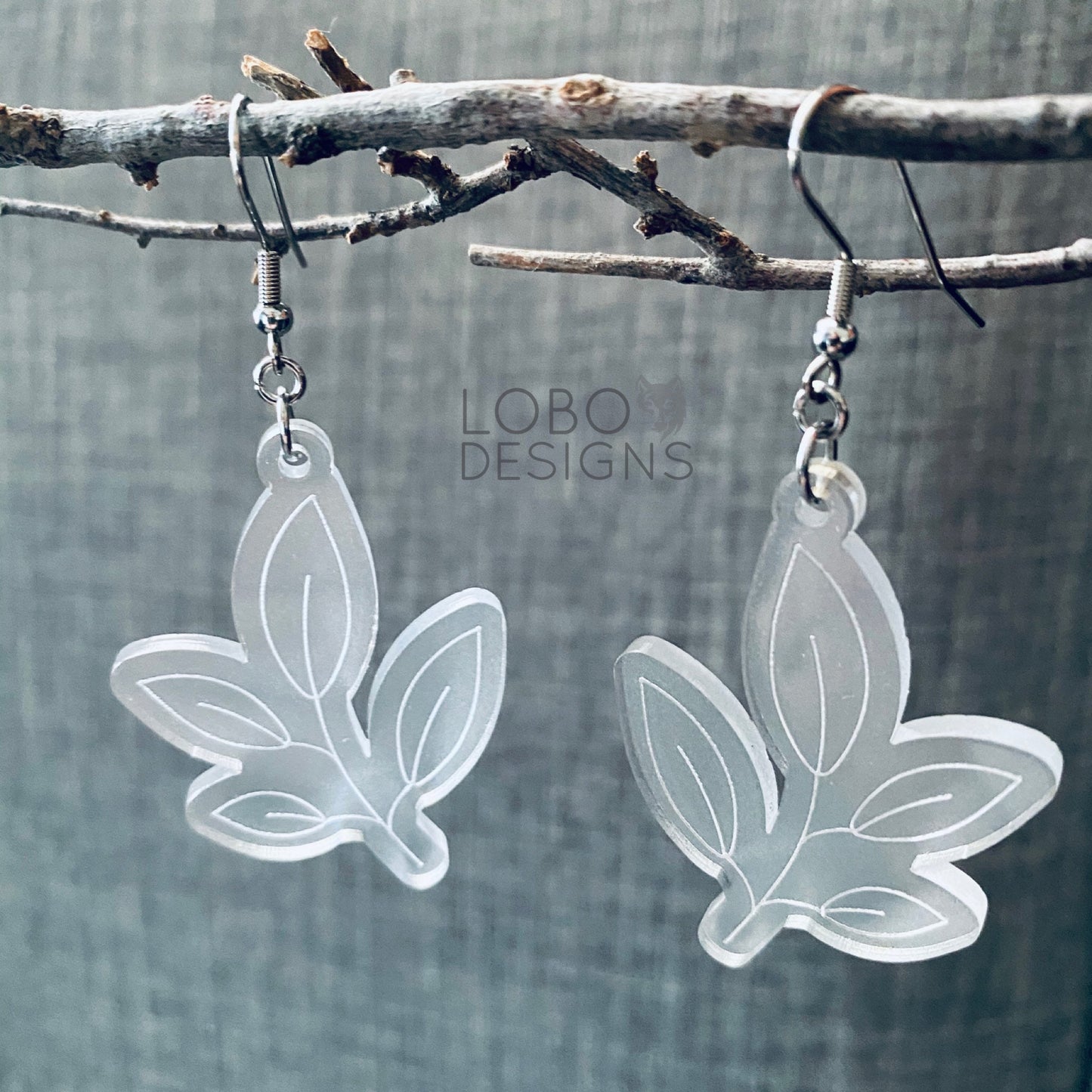 Digital Design — Single-Line Leaf Earrings